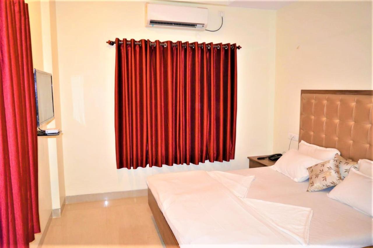 Hotel Visau,Shirdi Dış mekan fotoğraf