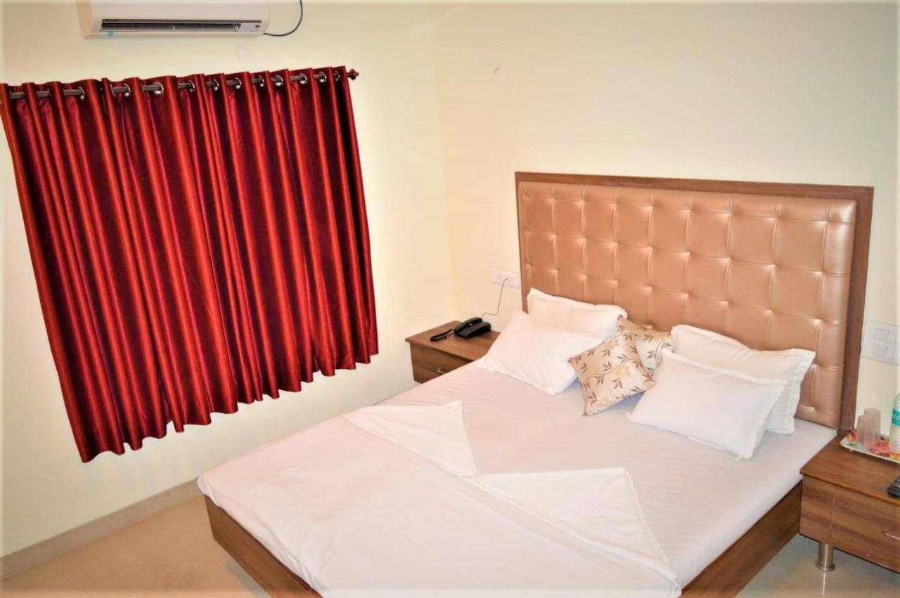 Hotel Visau,Shirdi Dış mekan fotoğraf